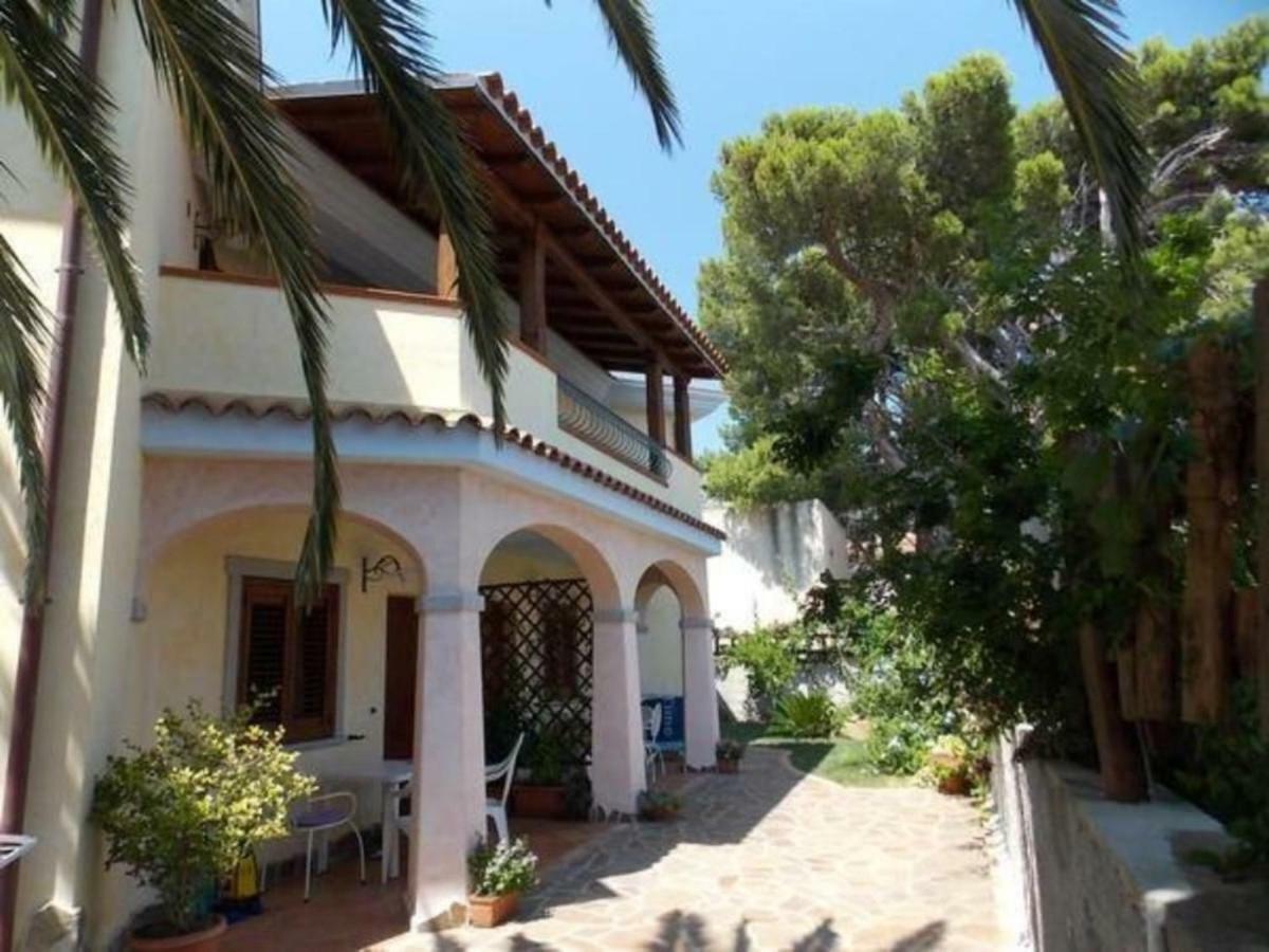 Casa In Riva Al Mare Apartman Cala Gonone Kültér fotó